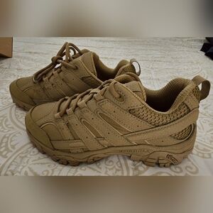 Brand New Merrell Moab 2 Tactical / Hiking Shoes - Coyote